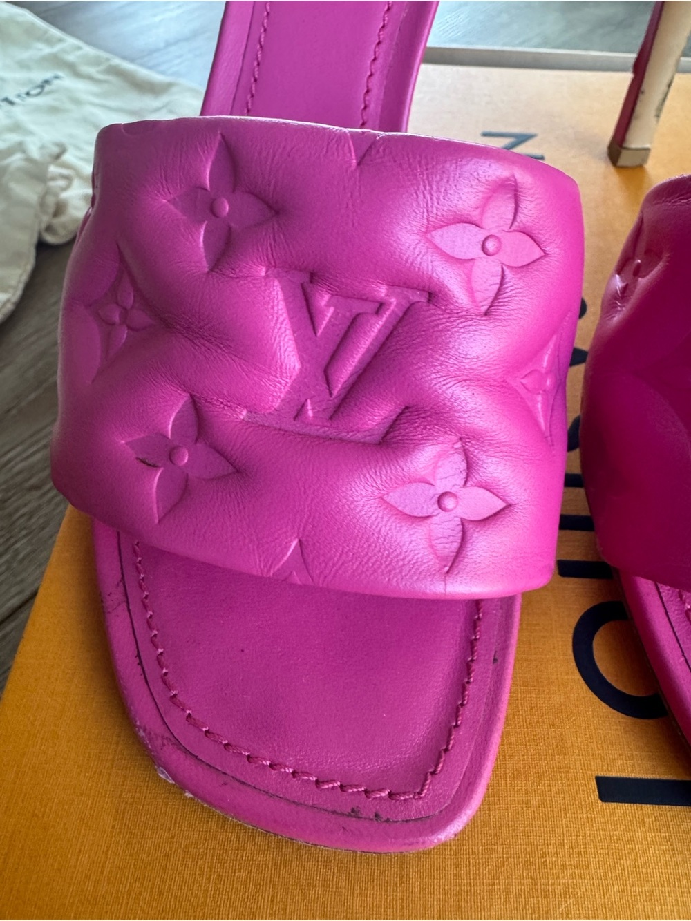 Louis Vuitton Fuchsia Monogram Padded Slide Mule heels  “Revival” EU 39 - Picture 6 of 6